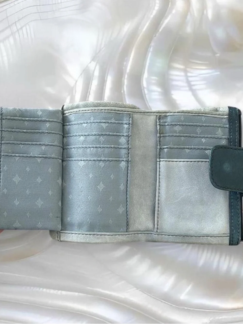 Fossil long live vintage stripped wallet